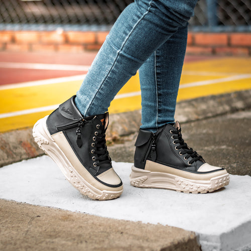 Gray helmet for bikers